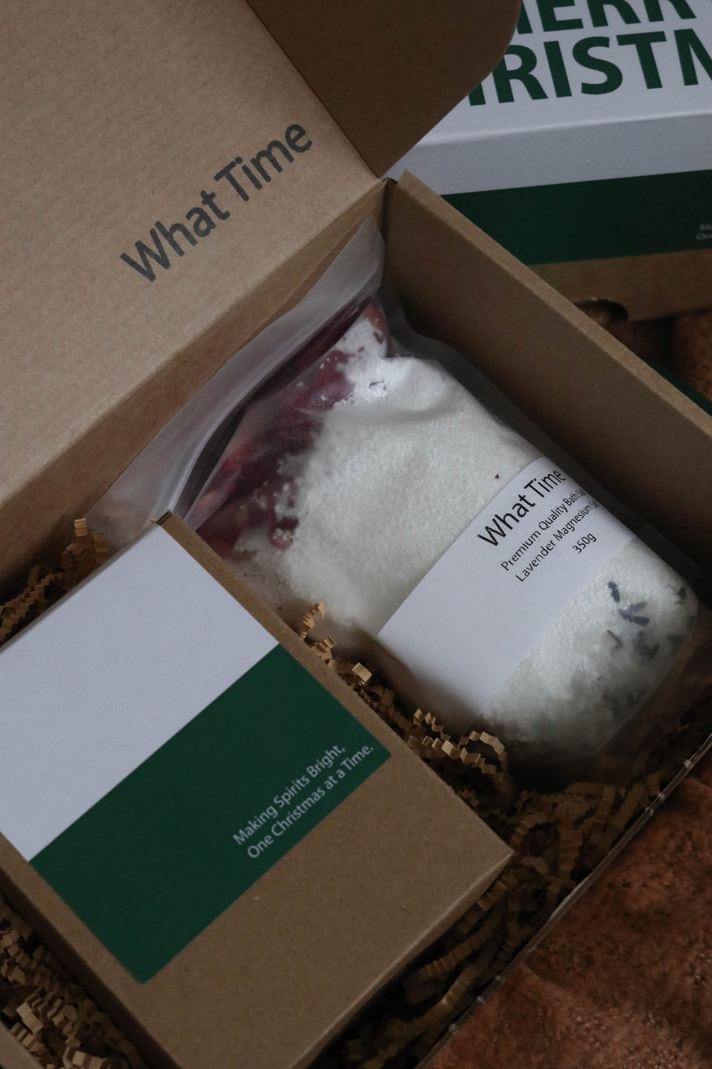 Christmas Candle & Bath Salt Gift Box